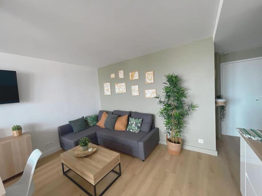9 Mi From Stade De France - Charming 5-Room Сен-Дени Экстерьер фото